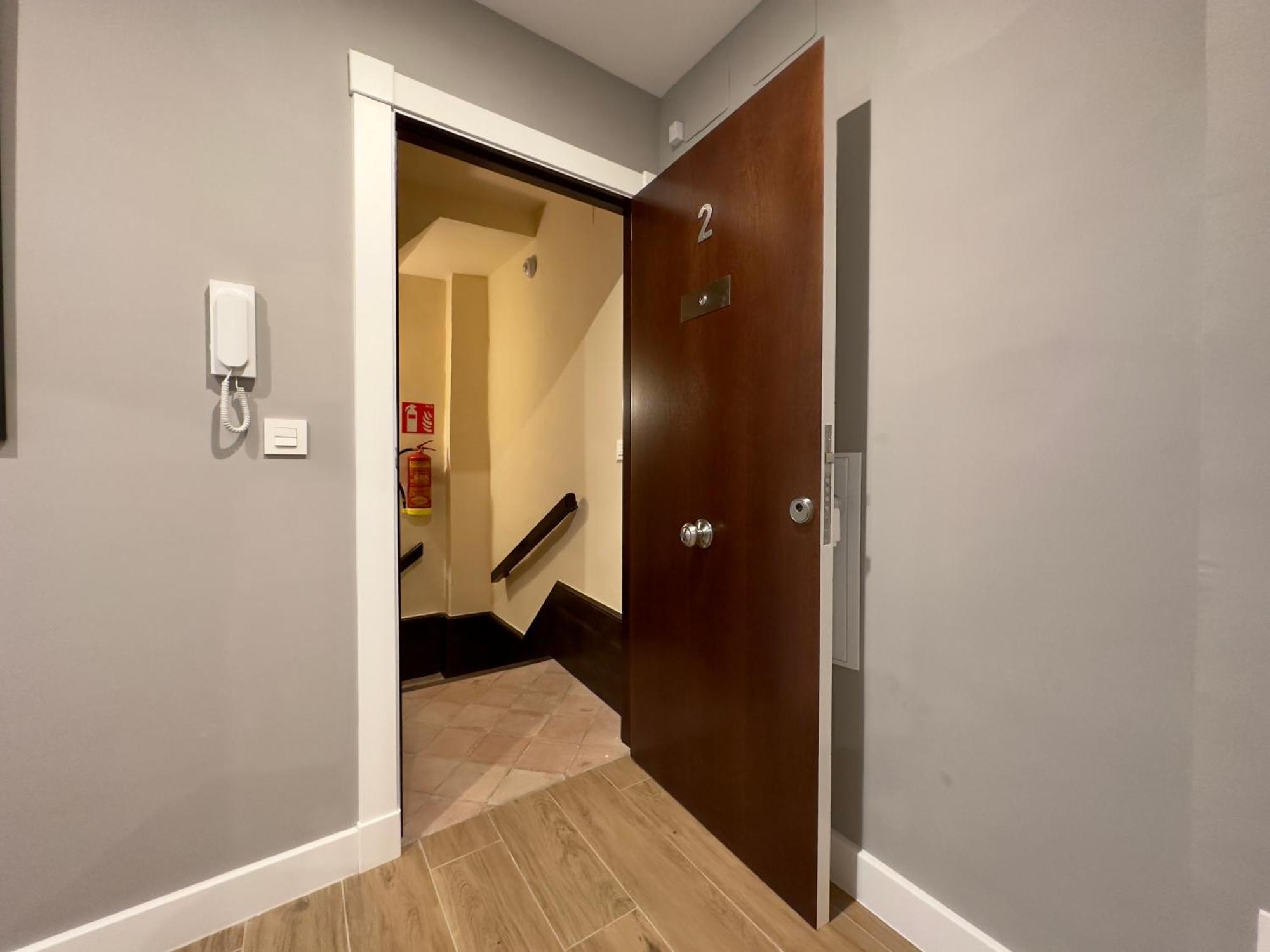 Apartamentos Anaya,1º,2º En Pleno Centro De Гранада Экстерьер фото