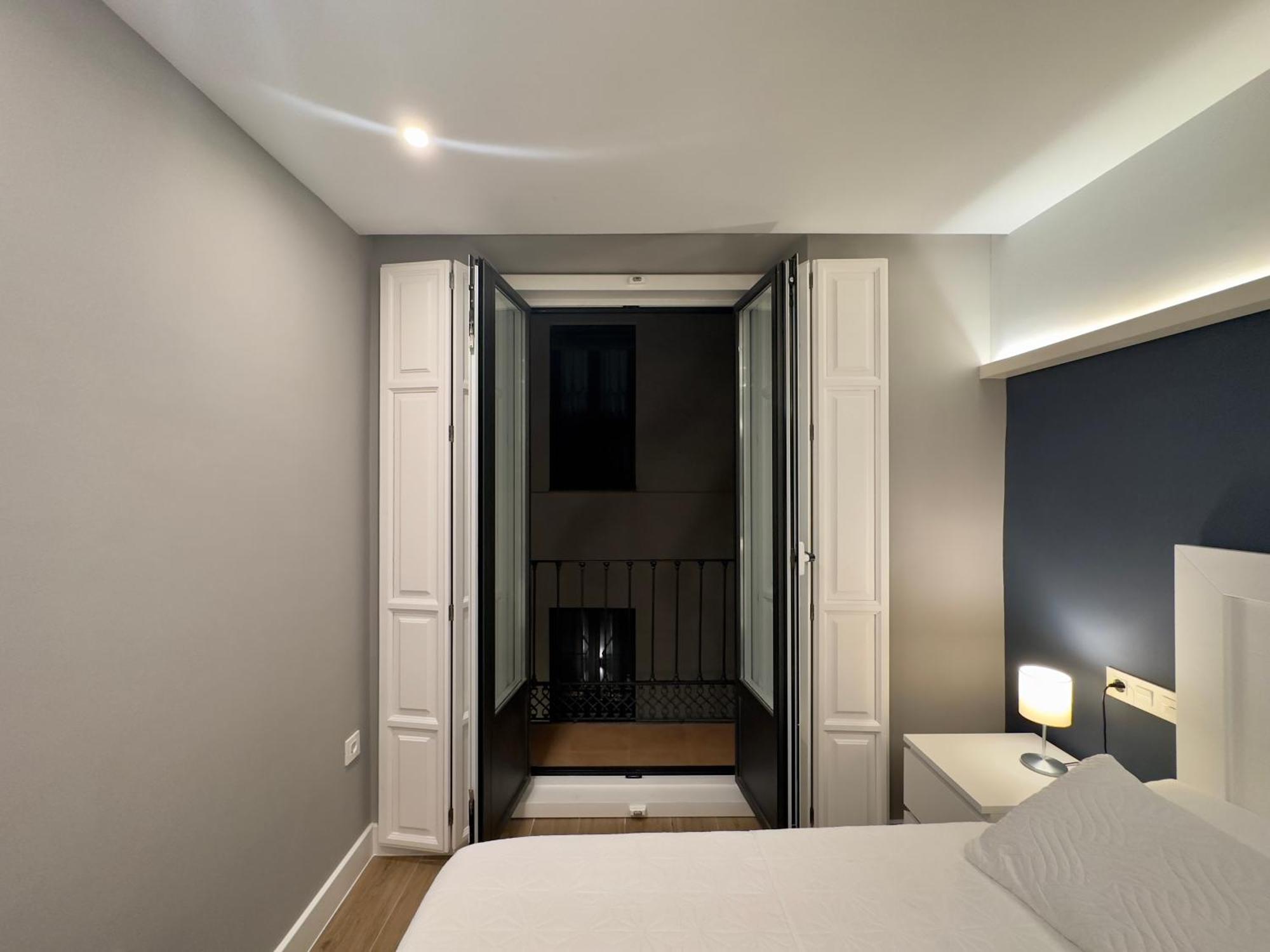 Apartamentos Anaya,1º,2º En Pleno Centro De Гранада Номер фото
